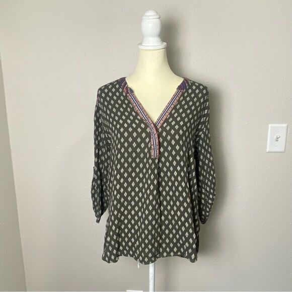 Angie Boho Casual Mixed Media Popover Roll Tab Sleeve Blouse Women's Size Small - Picture 11 of 15